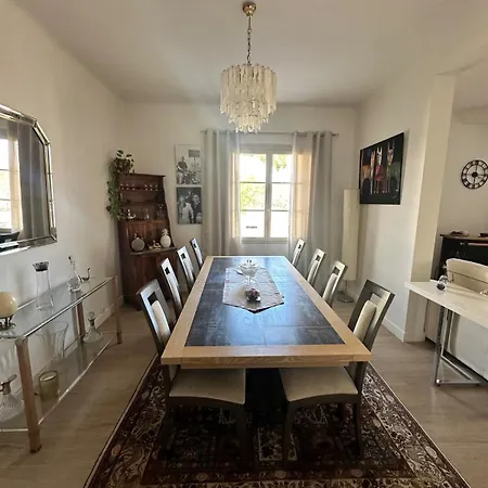 128m2 St Raph Centre, 400m Des Plages شقة Saint-Raphaël