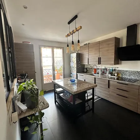 Apartment 128m2 St Raph Centre, 400m Des Plages Saint-Raphaël